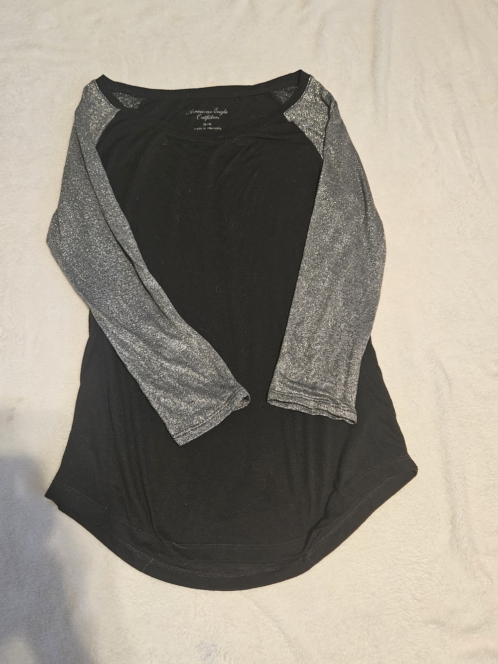 American Eagle Outfitters Black Top with Silver Raglan Sleeves